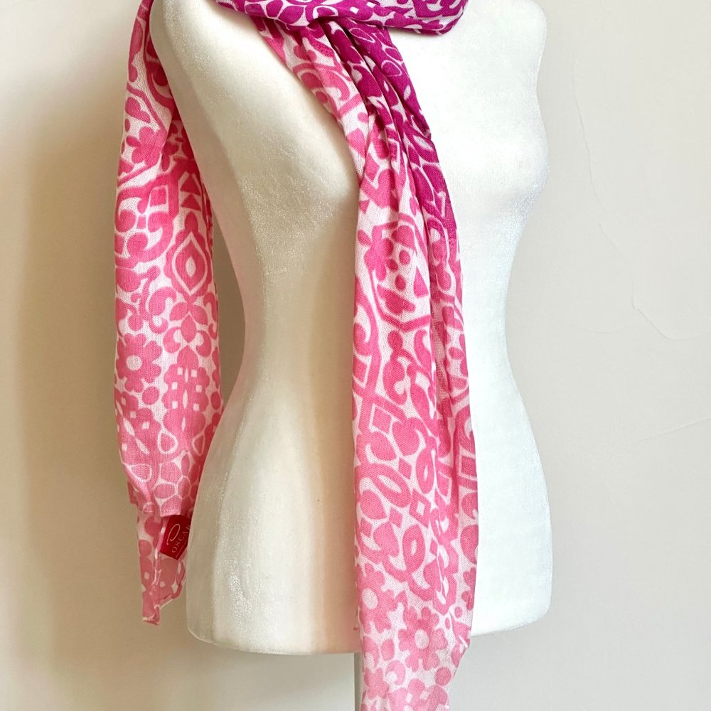 Oscar de La Renta Scarf